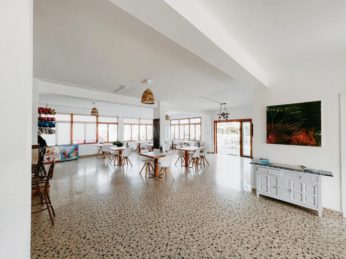 Hostal Cala Llombards Eksteriør billede