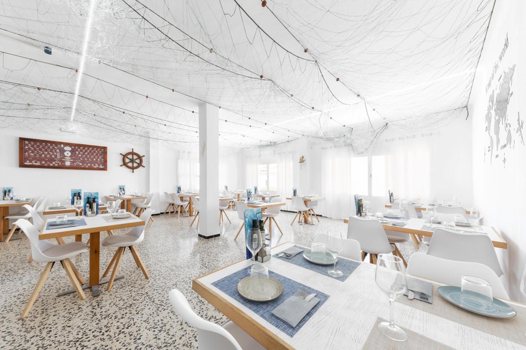 Hostal Cala Llombards Eksteriør billede