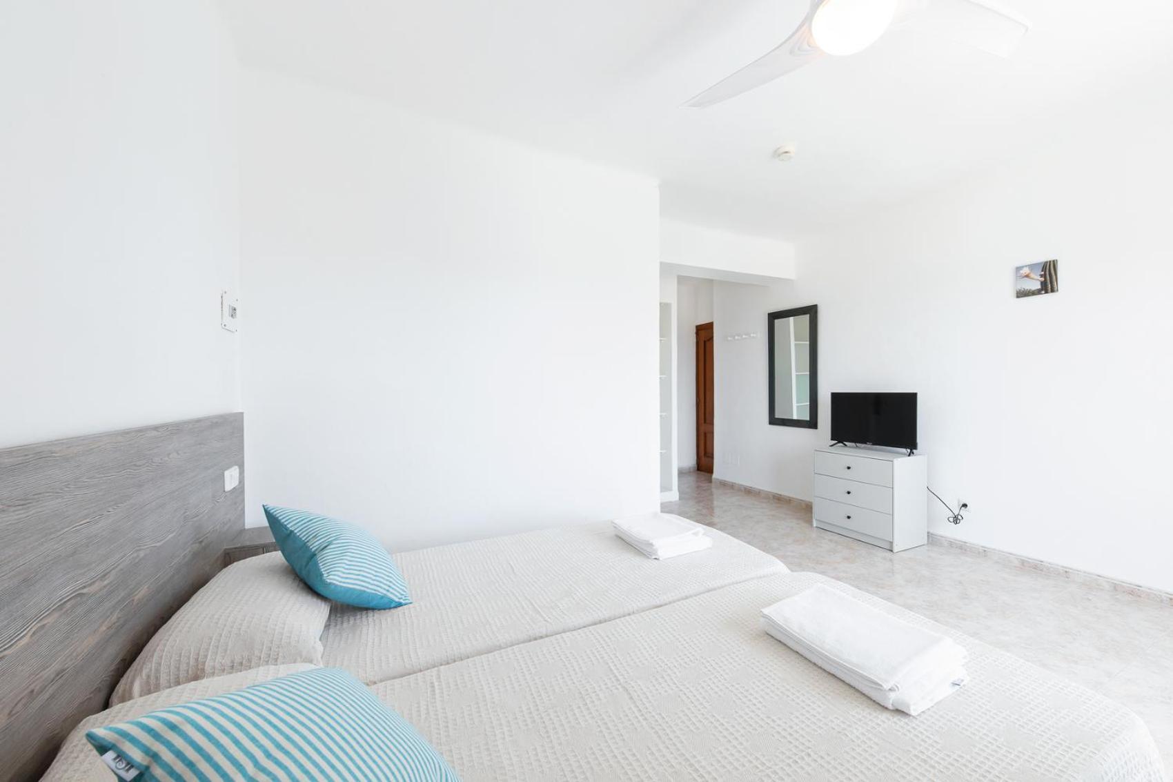 Hostal Cala Llombards Eksteriør billede