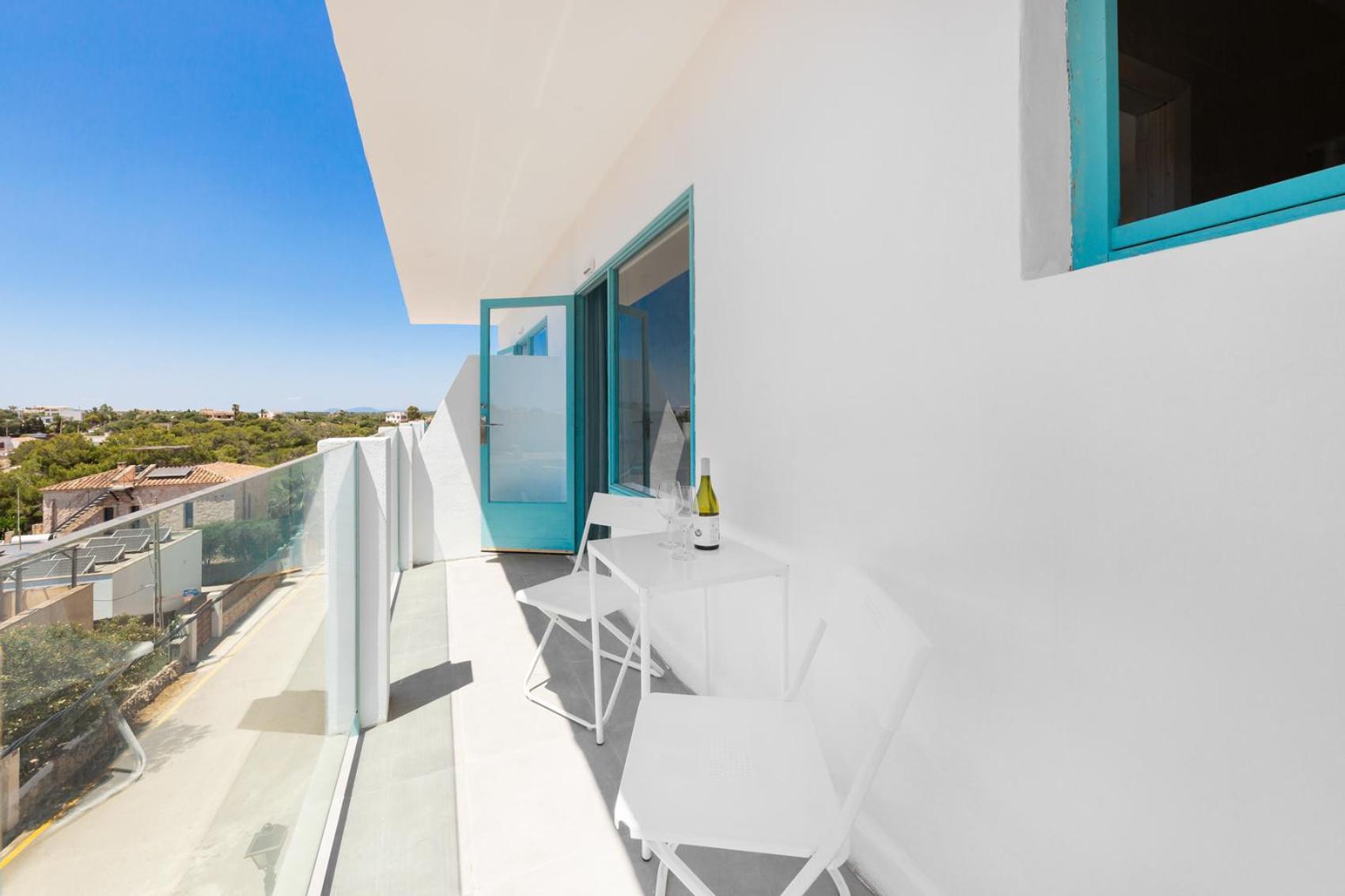 Hostal Cala Llombards Eksteriør billede